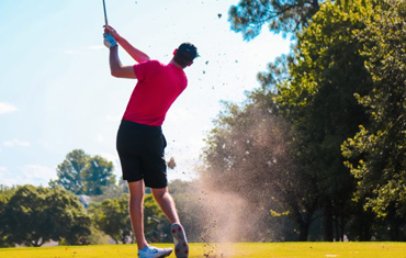 Golf Shoulder Pain: Tips for Treatment and Prevention