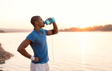 Hydration Strategies for Athletes: Tips, Myths, and Best Practices for Training