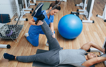 The Vital Role of Physical Therapy in Sports Injury Recovery: Insights from a Surgeon